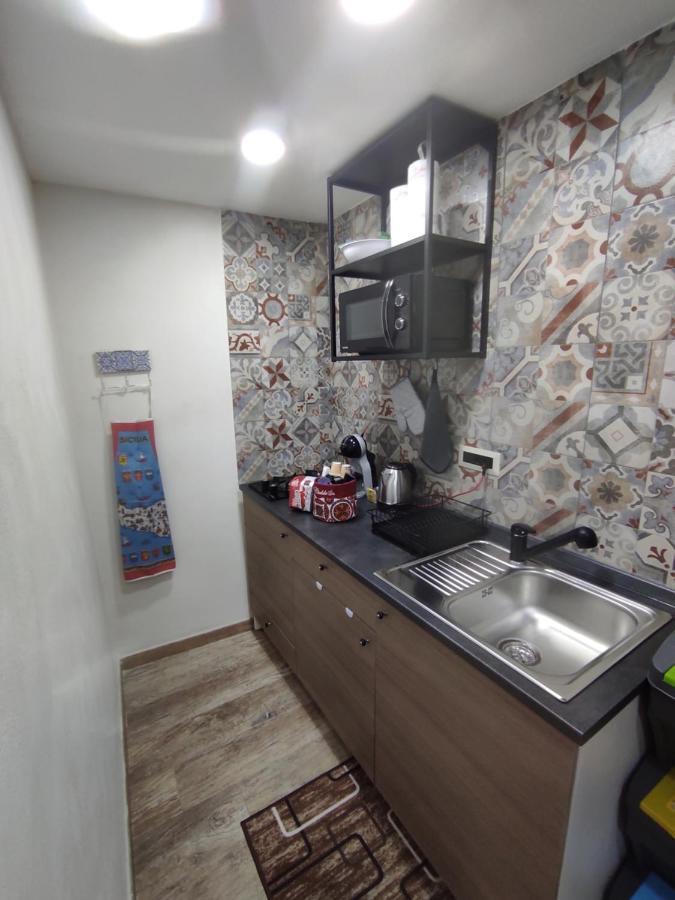 Tapia'S Rooms Big カターニア エクステリア 写真